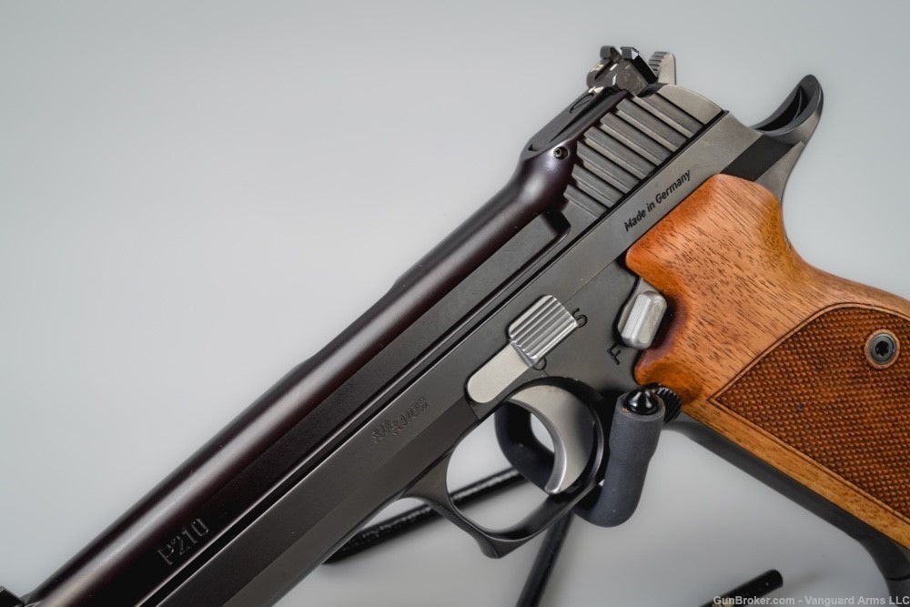 Sig Sauer Germany P210 "Legend S" 9mm Pistol! Like New!-img-3