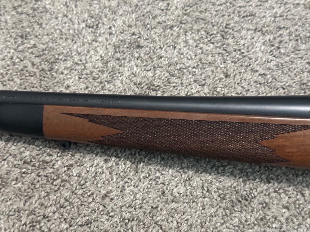 Remington 700 CDL Deluxe 7mm-08 rem 24” brl 2013 -img-9