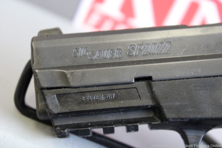 Sig Sauer SP2022 9mm Item P-10-img-9