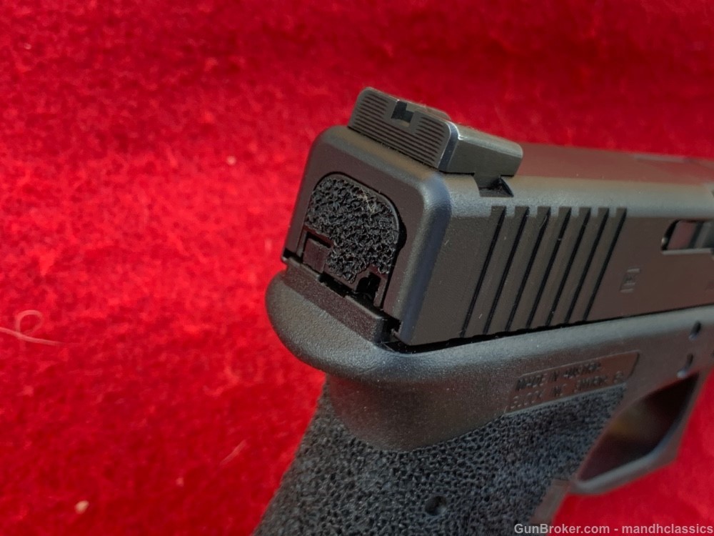 LNIB Glock 34 Gen 3, blued, 9mm, 3 mags, CA Compliant-img-8