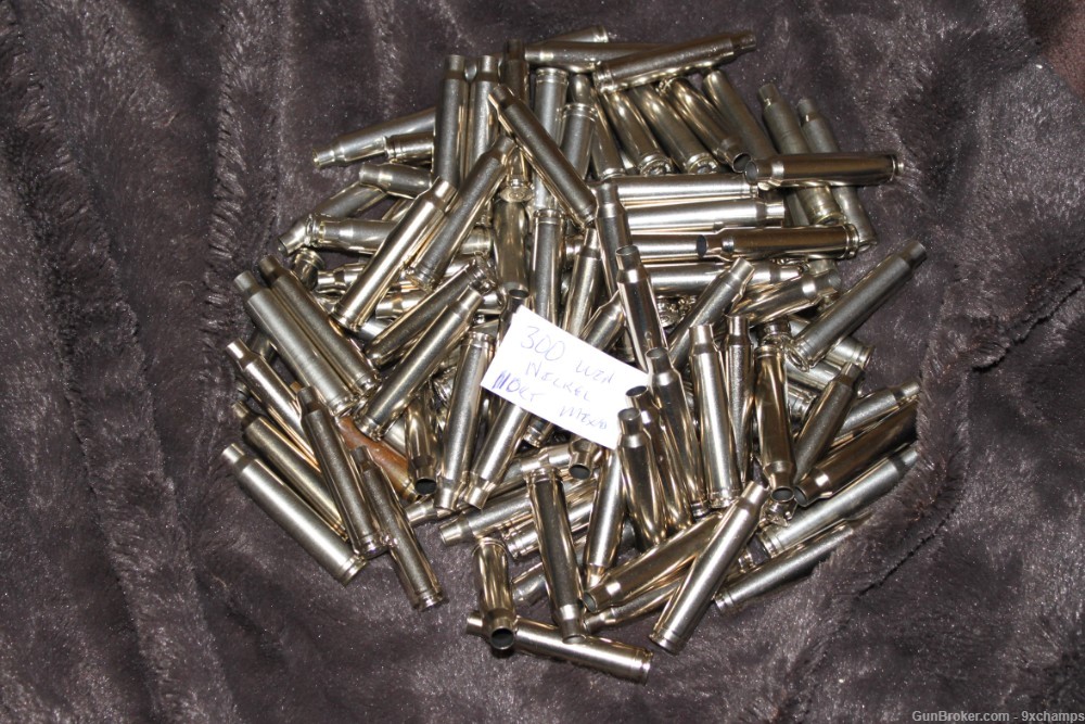 110 pieces 300 Win Mag Winchester Magnum Nickel Mostly WIn/Fed headstamp-img-0