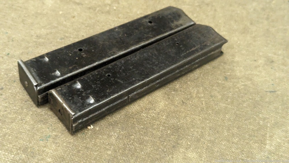set of 2  9mm 25 round magazines,    unknown maker, or firearm-img-0
