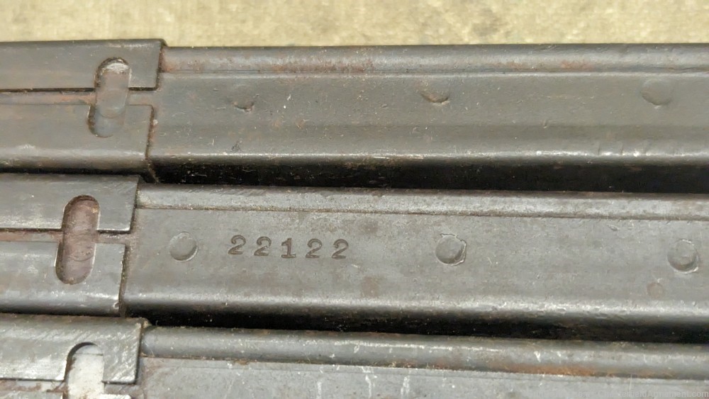 4 SMG or pistol 9mm magazines,   -img-10