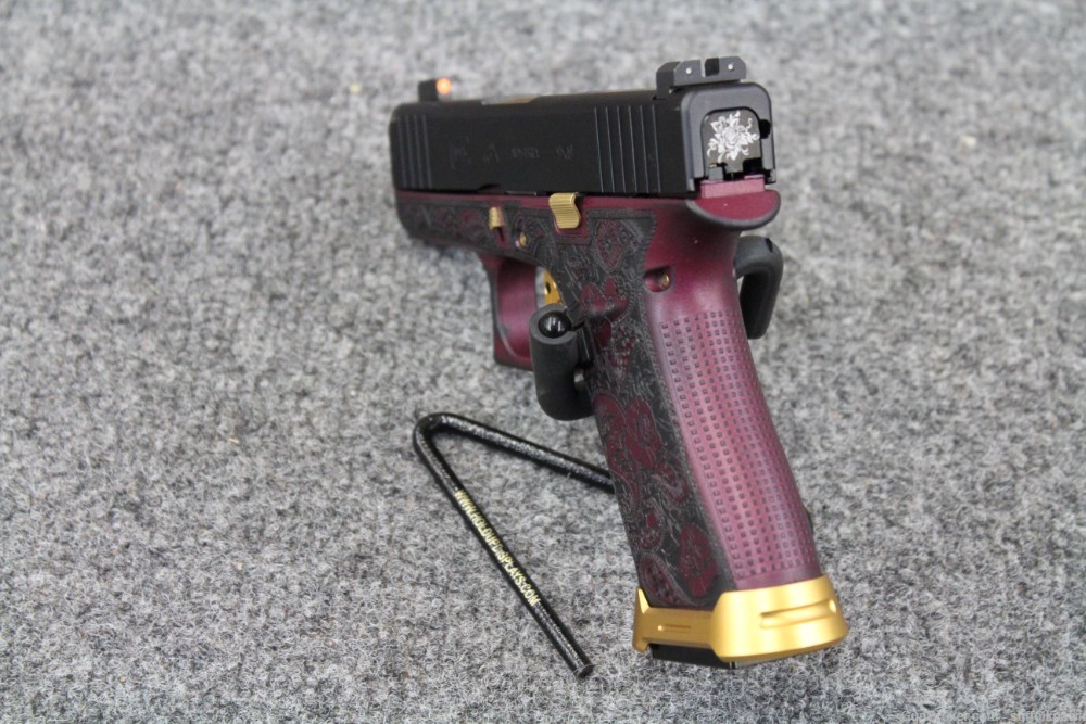 Glock 43X 9mm Custom Semi Auto Pistol w/ 3 Magazines & Case (USED)-img-4