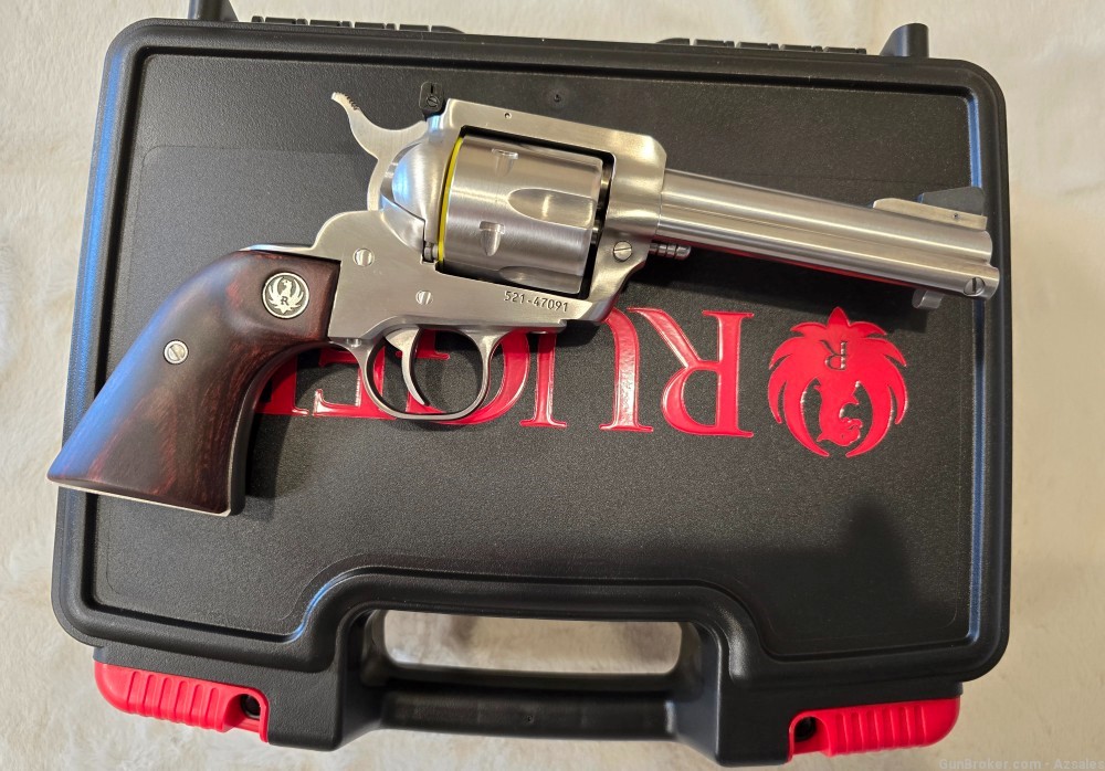  RUGER BLACKHAWK FLATTOP 357 MAGNUM/ 9MM Combo LIPSEY'S EXCLUSIVE-img-1