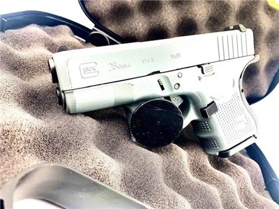 Glock 26 GEN 4 Semi Automatic Pistol Cal: 9mm Luge
