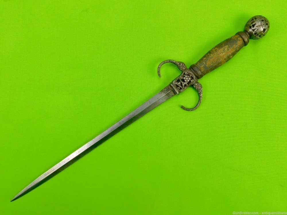 Antique 17 Century French or Italian Left Hand Dagger Knife-img-1