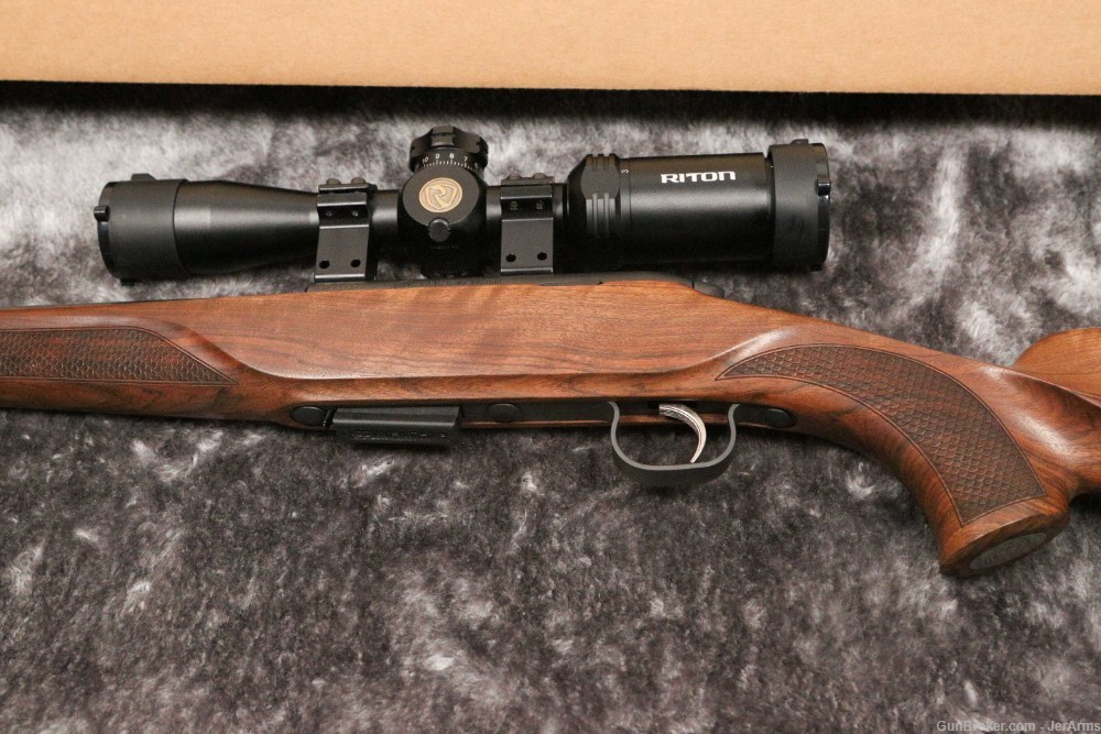 Steyr Zephyr II 17 HMR Like New Unfired Condition Bolt Action 19.7" w scope-img-3