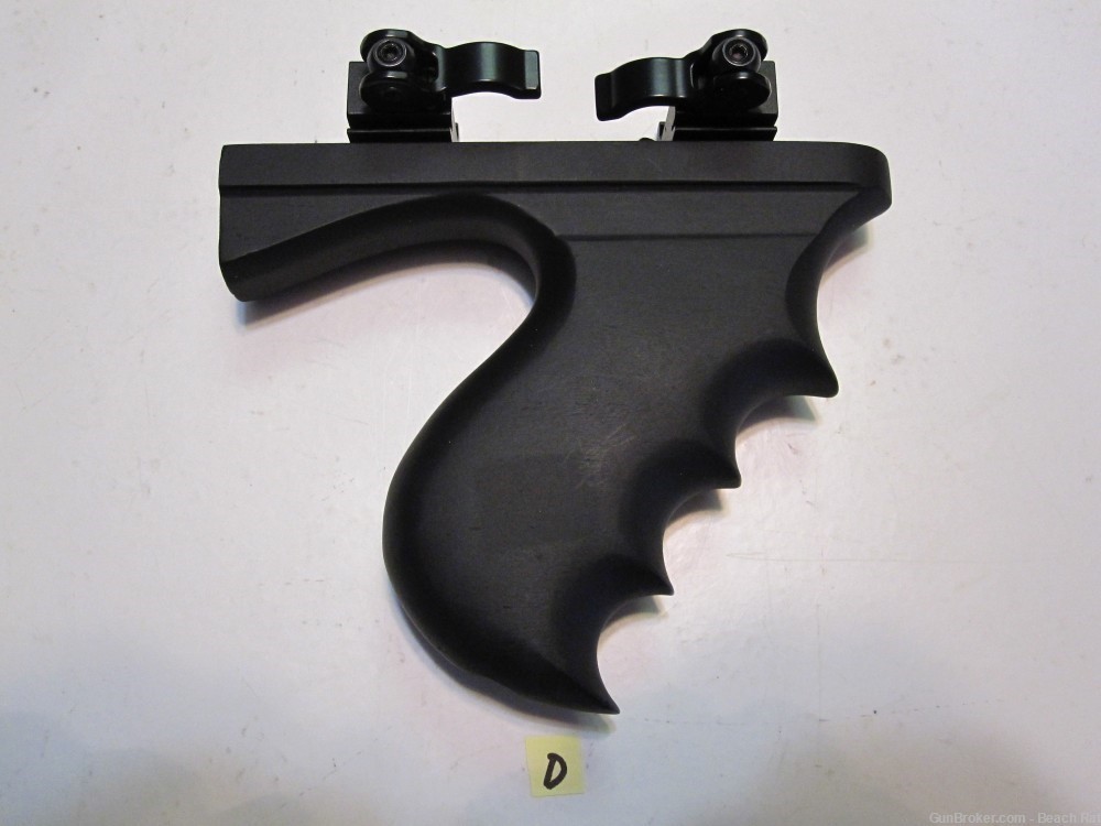 AR15 M4 M16 VERTICAL GRIP,THOMPSON.REVERSIBLE QD RAIL MOUNT Black "D"-img-0