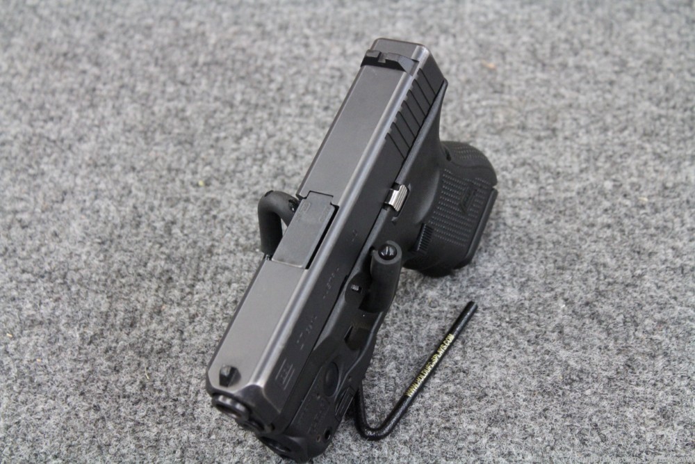 Glock 27 Gen 4 Semi Auto Pistol .40 S&W w/ Mag & TLR-6 Laser Light USED-img-3