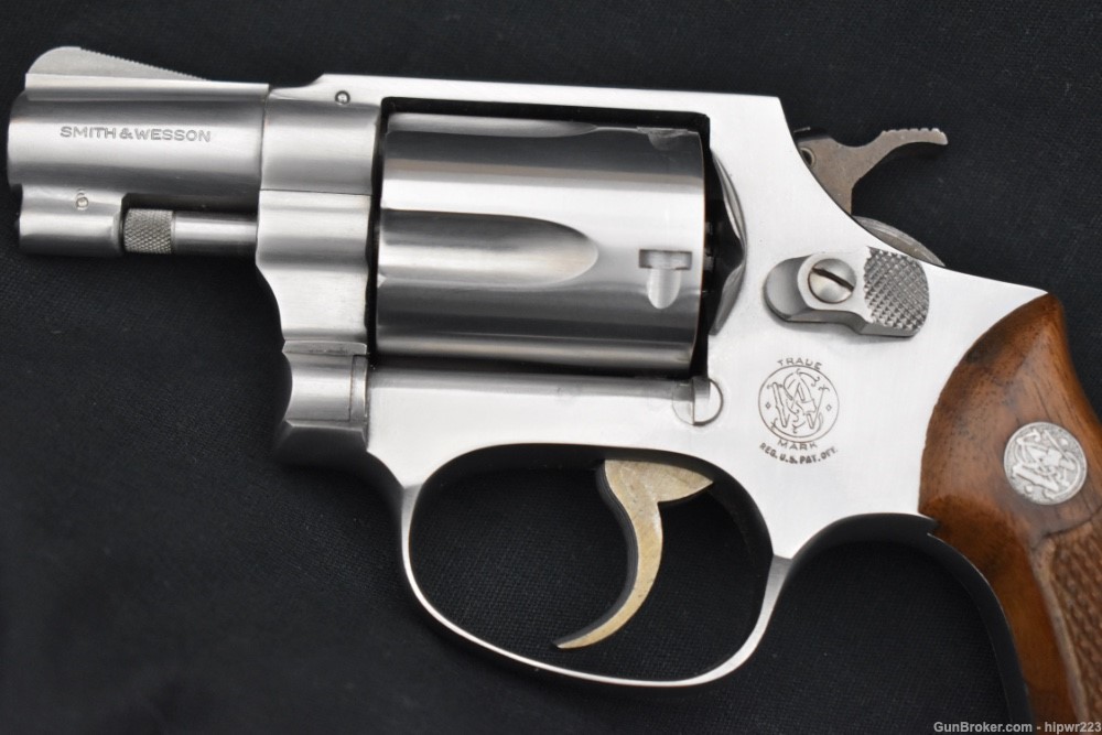 Smith & Wesson Model 60 .38 Special rare early stainless in box BEAUTY! C&R-img-11