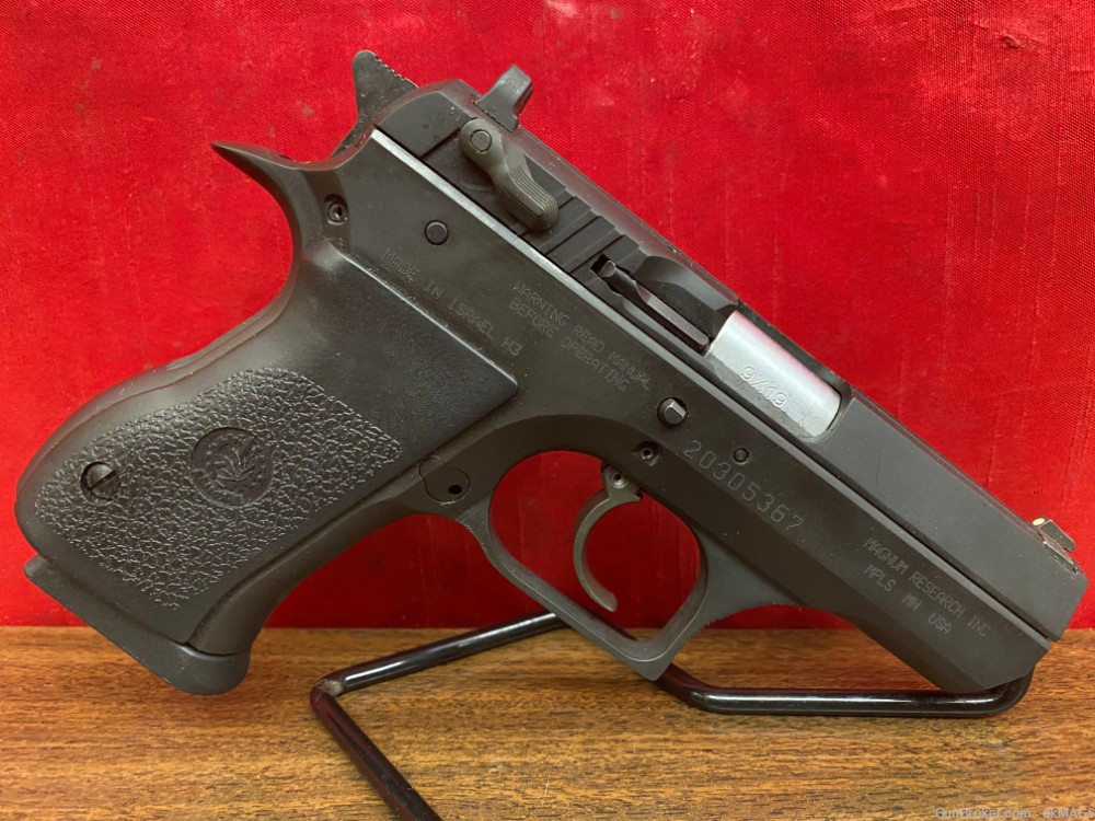 Magnum Research I.M.I. Desert Eagle Pistol 9mm Semi-auto Pistol Baby Eagle -img-1