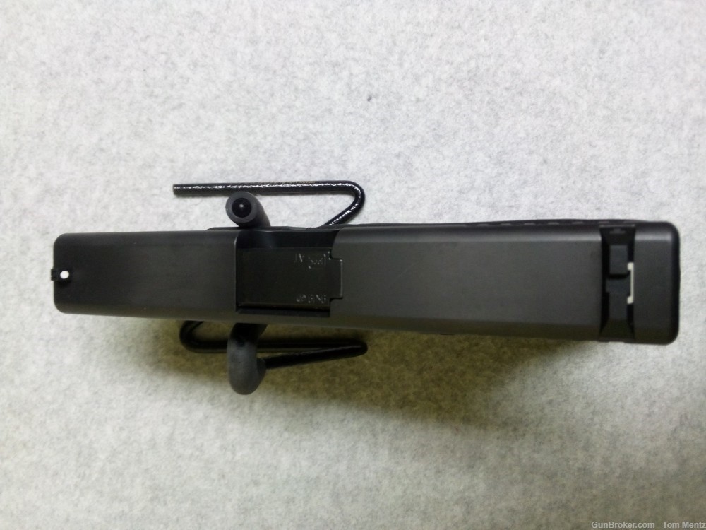 Glock 19 Semi Auto Pistol, 9x19, 4.02" Barrel, 3 mags And Case-img-14