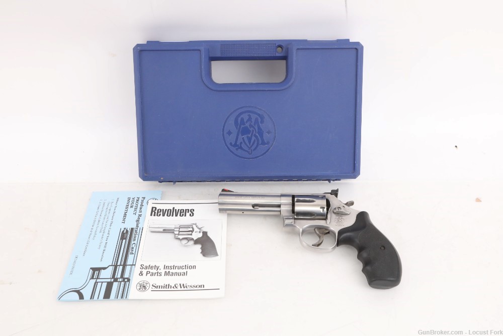 Smith and Wesson 686-6 357 Magnum 4" 6 Shot Stainless w/ Box No Reserve!-img-0