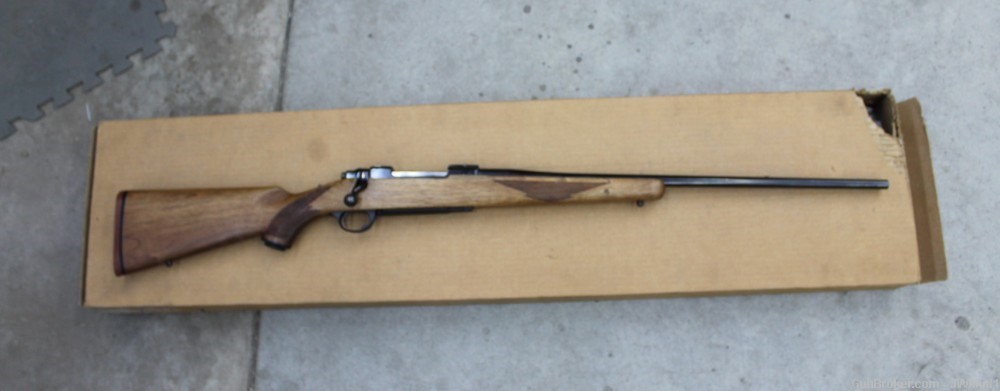 Ruger Model 77  in 7mm Remington Magnum VERY NICE!-img-0