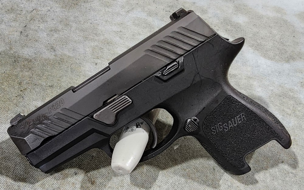 Police Trade Sig Sauer P320SC Sub-Compact .40S&W NS 3 Mags -img-1