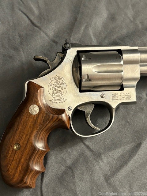 S&W Smith & Wesson 629-4 Classic DX .44 Mag 8" Barrell-img-11