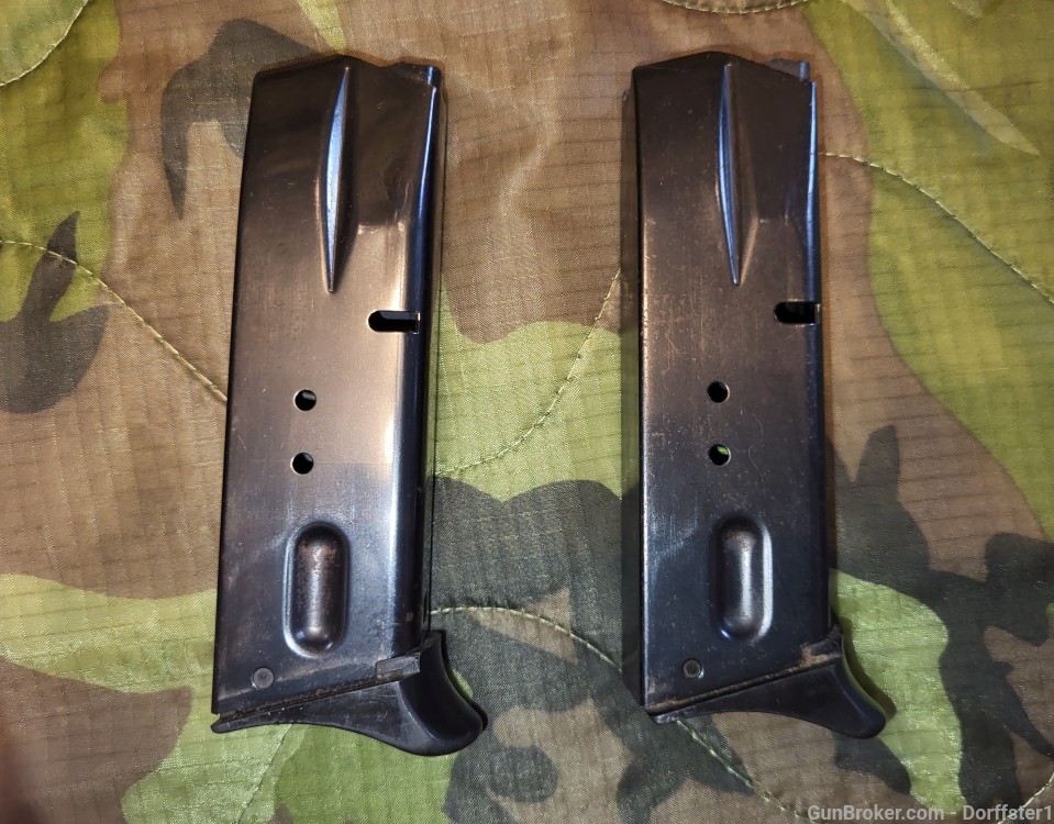Vintage S&W Smith & Wesson Model 469 9mm, two 12-round magazines in VG COND-img-16