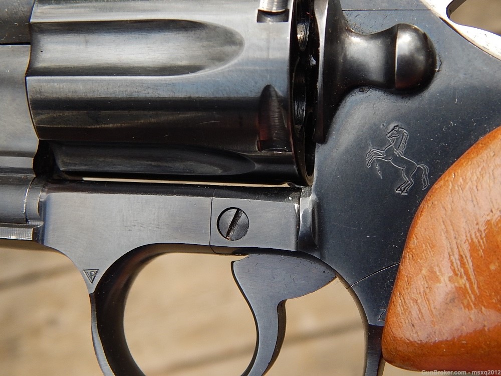 1967 Colt Diamondback .38 Sp. revolver snake gun 98%+ w box 2.5" barrel-img-5