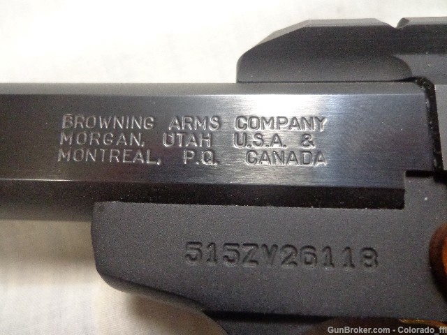 Browning Buck Mark Plus Rosewood, Pistol, 22LR w/Extras - .01 Start!-img-12
