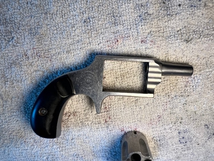Freedom Arms .22lr Mini Revolver (parts)-img-1