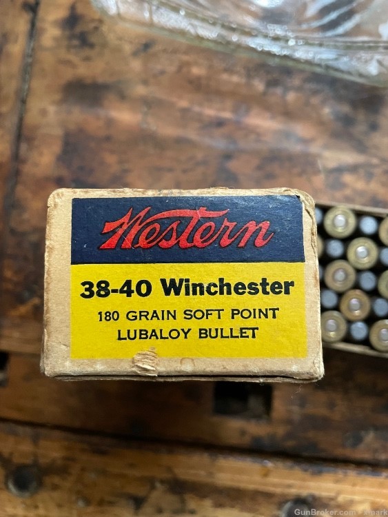 Western 38-40 Winchester cartridges and box-img-2