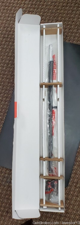 Benelli Ethos Sport 12 ga 28 inch barrel and 5 Sport chokes and wrench-img-3
