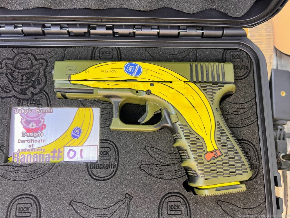 Glock 19 Banana, Cerakote and Engraved, With Custom Case by Dakota Bandit-img-1