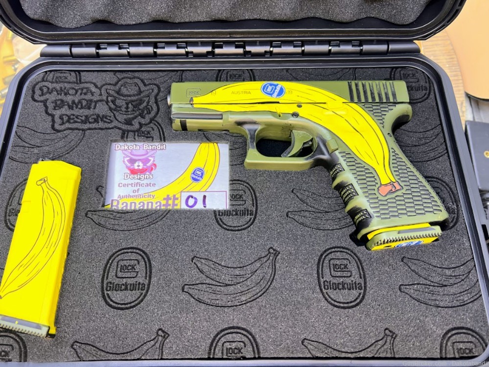 Glock 19 Banana, Cerakote and Engraved, With Custom Case by Dakota Bandit-img-7