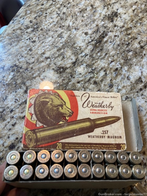 23 - 257 Wetherby Magnum loads +4 once fired brass  ,10 pcs  6.5-300 brass -img-0