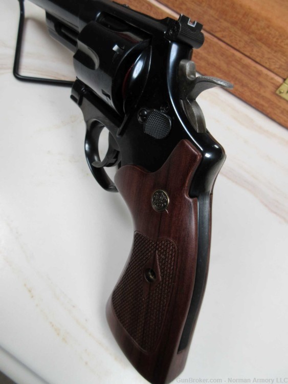 Smith & Wesson 29 Classic .44magnum 6.5" 6rd ALTAMONT WALNUT GRIPS-img-2