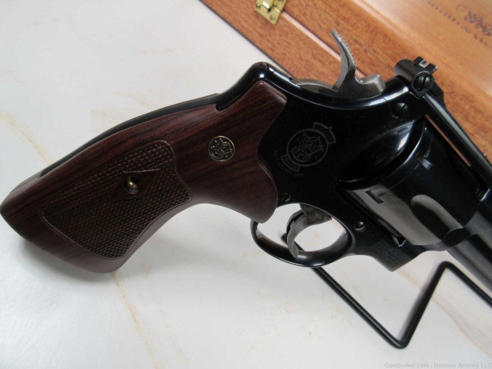 Smith & Wesson 29 Classic .44magnum 6.5" 6rd ALTAMONT WALNUT GRIPS-img-6