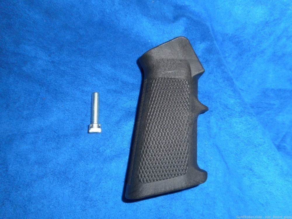 AR M2 grip, new, no package, AR-15 M4 M16A2 AR10 grip with screw-img-0