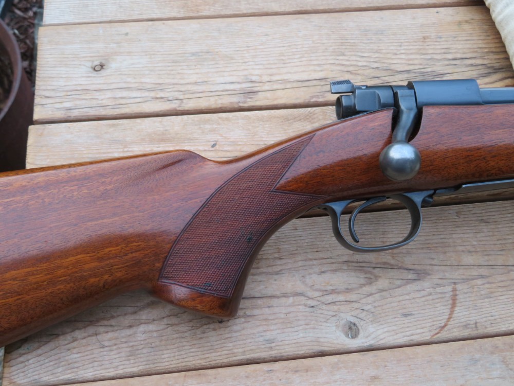Winchester 70 pre 64 220 Swift PRE WAR 1937 4 digit SN C&R RARE -img-2