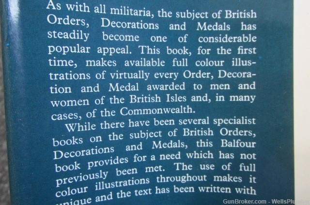 BRITISH ORDERS DECORATIONS AND MEDALS BY DONALD HALL REFERENCE BOOK-img-3