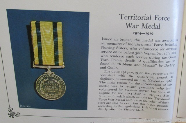 BRITISH ORDERS DECORATIONS AND MEDALS BY DONALD HALL REFERENCE BOOK-img-12