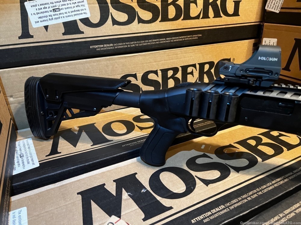*LAST ONE Mossberg Tactical Defense Riot Assault 12 gauge Shotgun BLACK-img-4