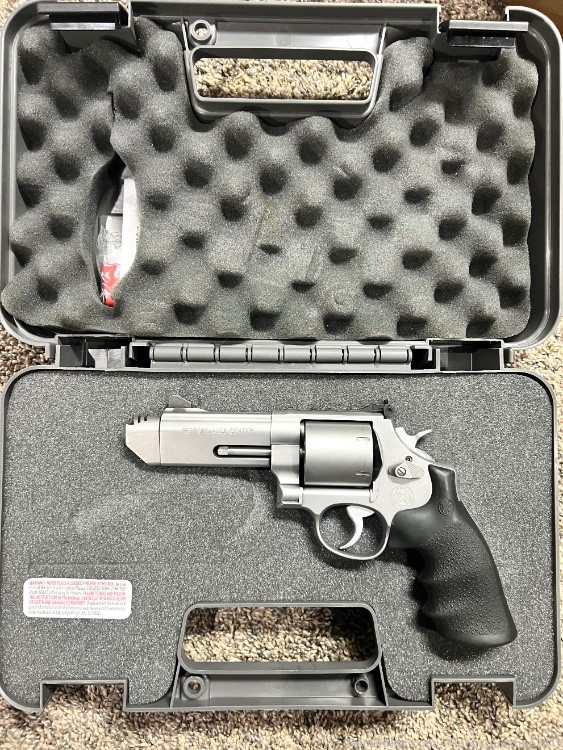 S&W Model 629 Revolver Performance Center V Comp - .44 MAG - w/ Holster!-img-0