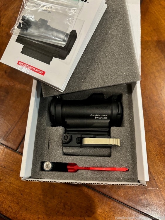 Aimpoint Comp M5s (Brand new)-img-0