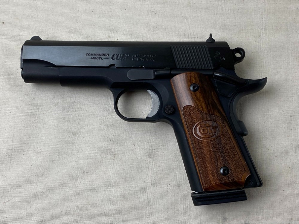 Colt 1911 Commander Lightweight 45ACP 4.25" Blued Circa 2011-img-3