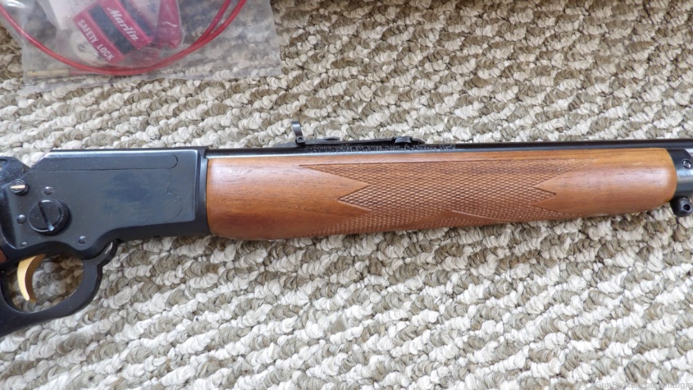Marlin Golden 39 A 22 LR 24" 39A  Lever Action Rifle  Walnut  Stock Minty -img-8