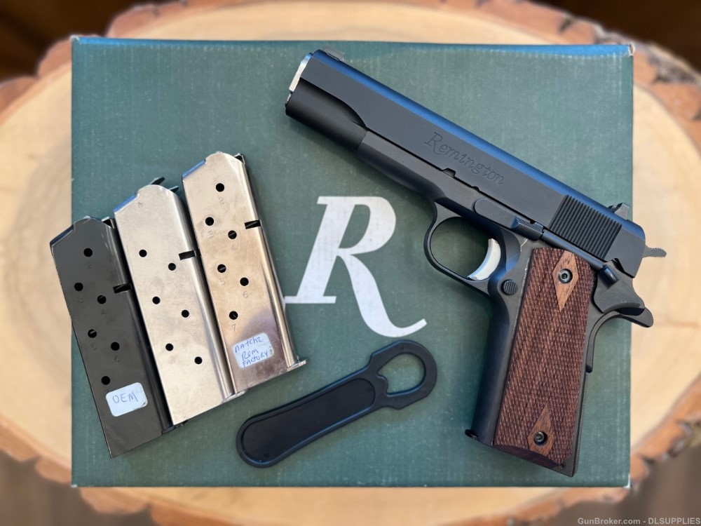 REMINGTON 1911 R1 GOVERNMENT BLUED FINISH (4) MAGS (2) GRIPS 5" BBL .45ACP-img-2