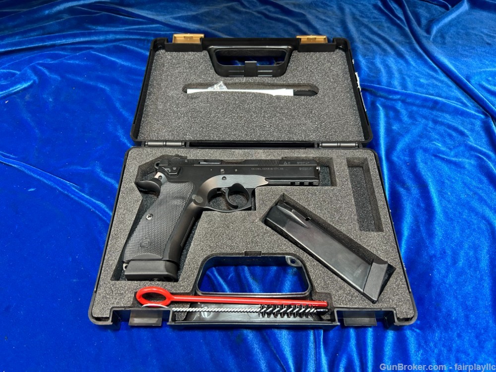 CZ 75 SP-01 Tactical 9mm Pistol - Comes with Hard Case and 2 Mags!-img-3