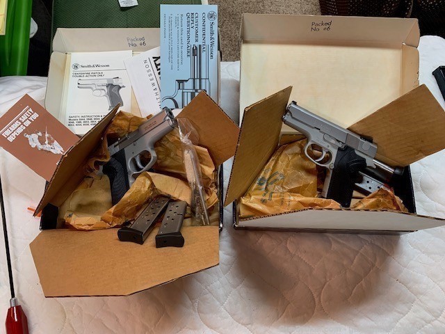 Pair of Smith & Wesson 3953 Consecutive Serial Numbers Like New, Unfired.-img-0