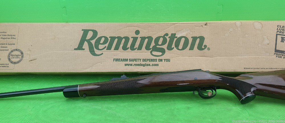 Remington 700 BDL * CUSTOM DELUXE * 222 Rem BORN 2006 IN ORIGINAL BOX-img-2