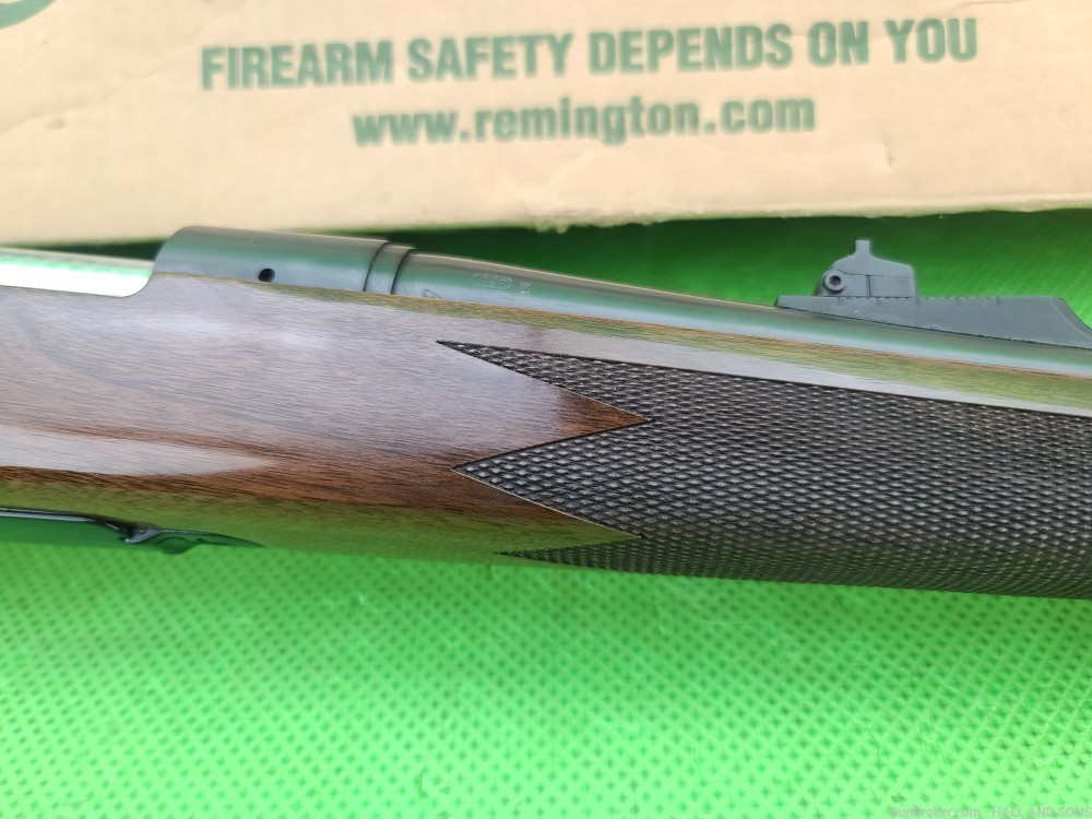 Remington 700 BDL * CUSTOM DELUXE * 222 Rem BORN 2006 IN ORIGINAL BOX-img-8
