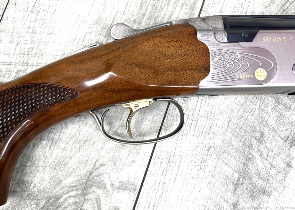 BERETTA 682 GOLD E 12 GAUGE OVER UNDER GREAT CONDITION-img-17