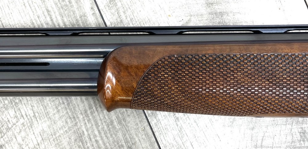 BERETTA 682 GOLD E 12 GAUGE OVER UNDER GREAT CONDITION-img-8