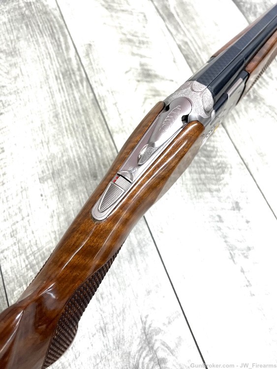 BERETTA 682 GOLD E 12 GAUGE OVER UNDER GREAT CONDITION-img-21