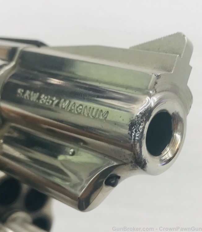 S&W 19-4 snub nose 2.5" barrel revolver .357 magnum-img-1